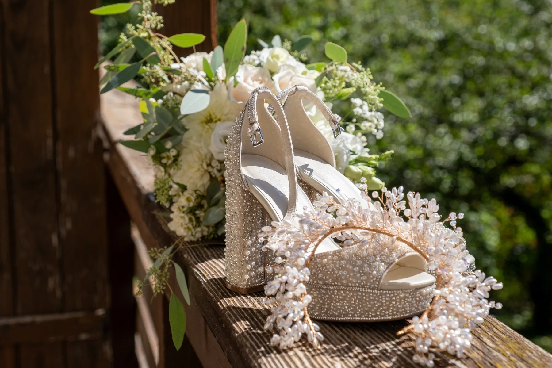 Dettagli della sposa curati per il giorno del matrimonio